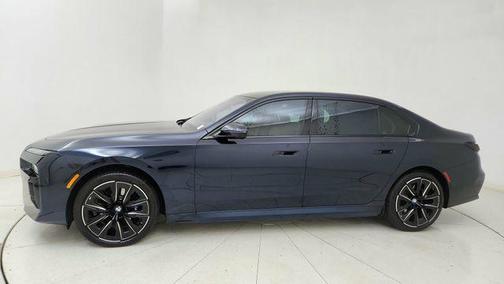 2025 BMW i7 xDrive60