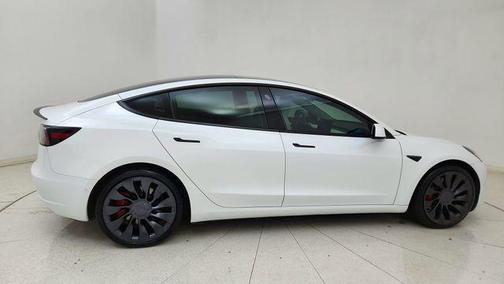 Pearl White Multi-Coat 2022 Tesla Model 3 Performance