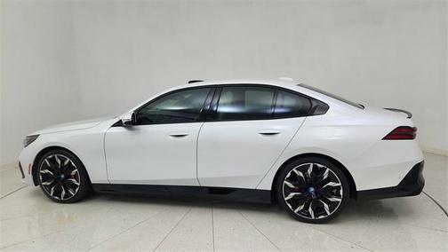 2025 BMW i5 eDrive40