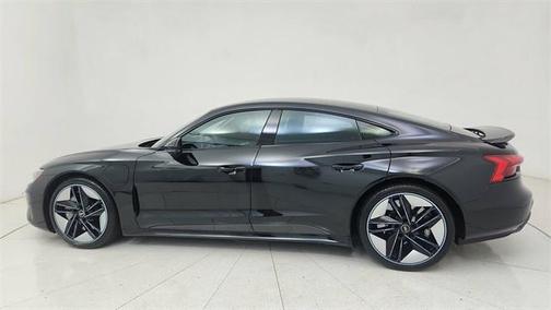 2024 Audi RS e-tron GT quattro