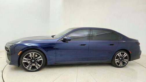 Tanzanite Blue II Metallic 2023 BMW 760 i xDrive