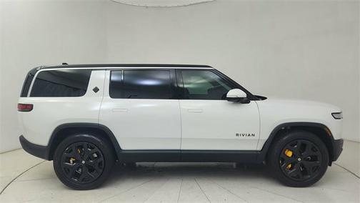 2024 Rivian R1S Adventure Quad Motor Large Pack