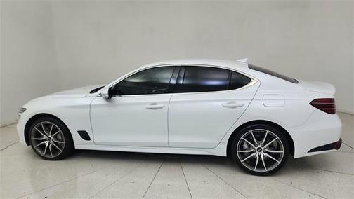 2024 Genesis G70 2.5T RWD