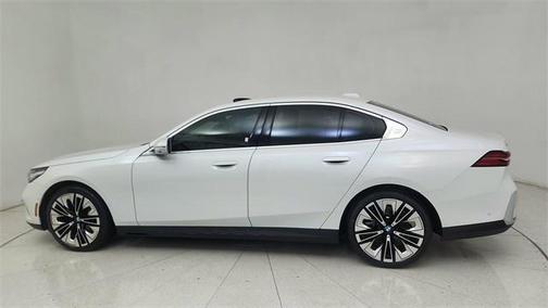 2025 BMW 540 xDrive
