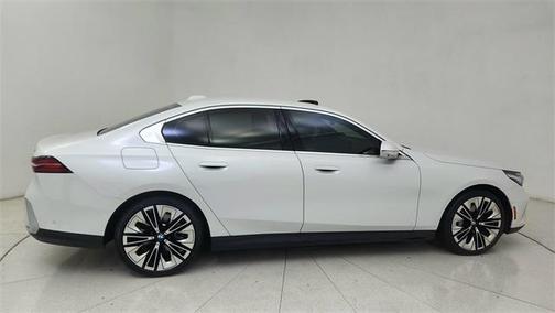 2025 BMW 540 xDrive