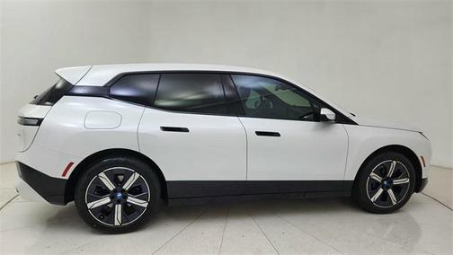 2023 BMW iX xDrive50