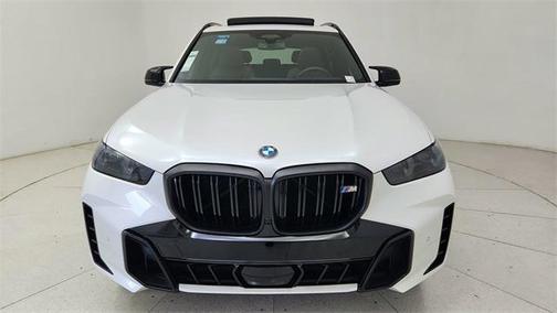 2025 BMW X5 M60i