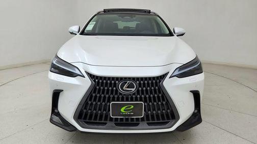 2025 Lexus NX 450h+ Luxury