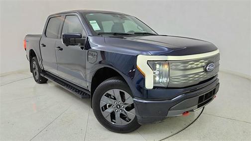 2023 Ford F-150 Lightning LARIAT