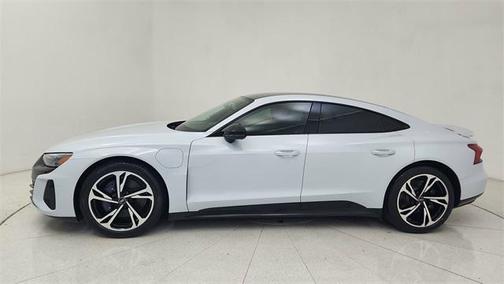 2022 Audi e-tron GT Premium Plus