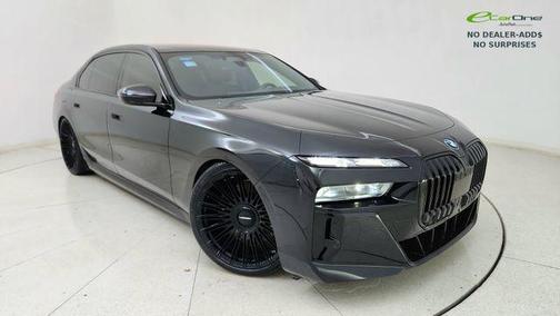 Black Sapphire Metallic 2023 BMW i7 xDrive60