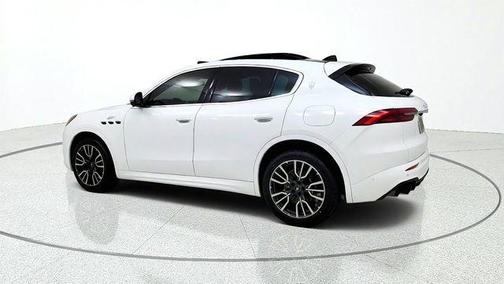 Bianco 2023 Maserati Grecale GT