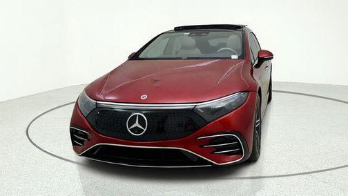 MANUFAKTUR Cardinal Red Metallic 2023 Mercedes-Benz EQS 450 4MATIC