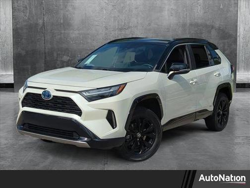 2022 Toyota RAV4 Hybrid SE