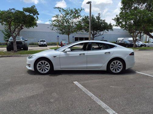 Pearl White Multi-Coat 2020 Tesla Model S Long Range