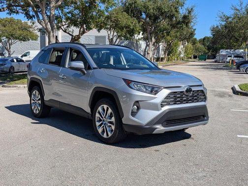 2020 Toyota RAV4 Limited