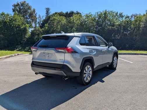 2020 Toyota RAV4 Limited