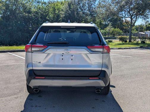 2020 Toyota RAV4 Limited