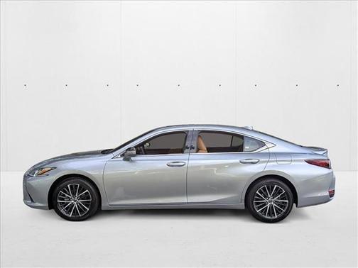 2025 Lexus ES 300h Base