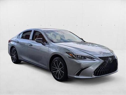 2025 Lexus ES 300h Base