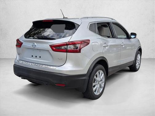 2022 Nissan Rogue Sport SV