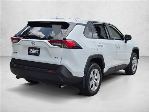 Ice Cap 2024 Toyota RAV4 LE