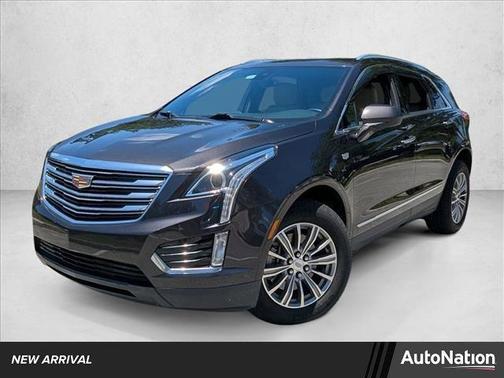Dark Granite Metallic 2017 Cadillac XT5 Luxury
