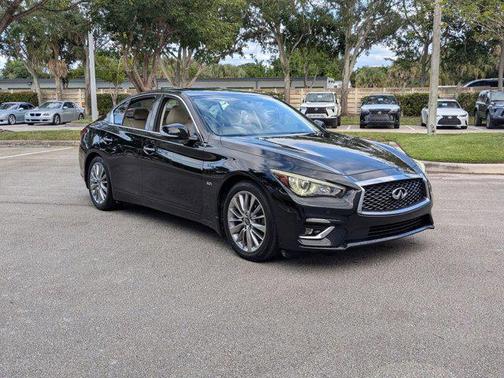 2018 INFINITI Q50 3.0t LUXE