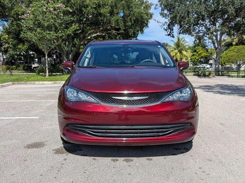 2017 Chrysler Pacifica Touring