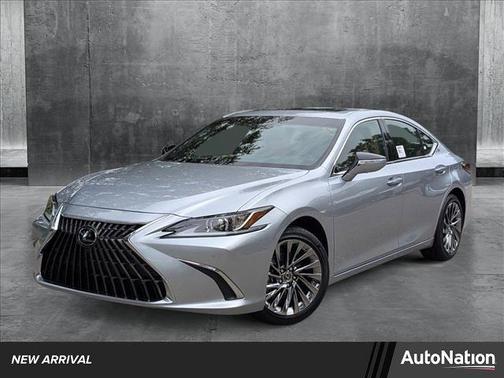2025 Lexus ES 300h Luxury
