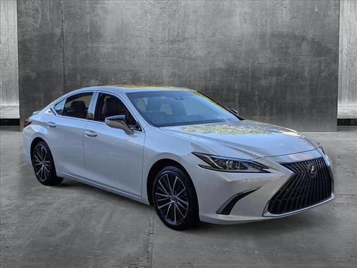 2024 Lexus ES 300h Base