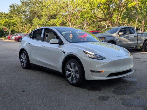 2021 Tesla Model Y Standard Range Rear-Wheel Drive
