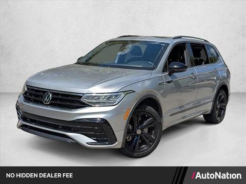 Pyrite Silver Metallic 2023 Volkswagen Tiguan 2.0T SE R-Line Black