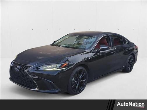 2022 Lexus ES 300h F SPORT