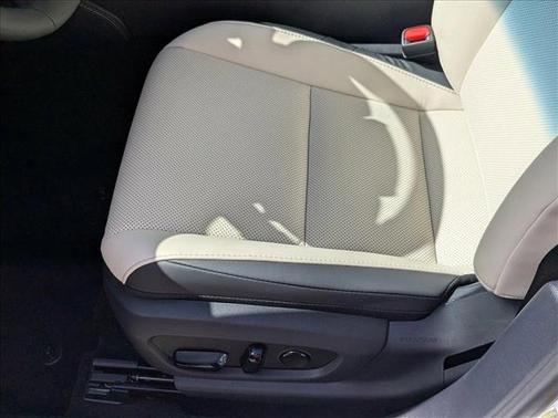 2025 Lexus ES 300h Base