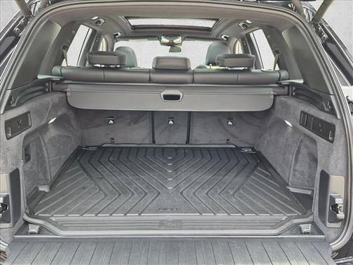 Black Sapphire Metallic 2025 BMW X5 sDrive40i