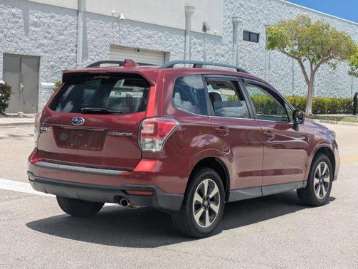 Venetian Red Pearl 2018 Subaru Forester 2.5i Limited