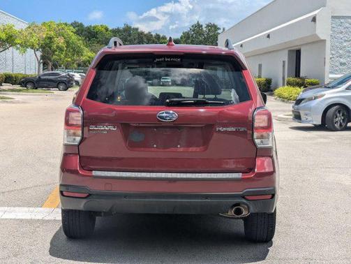 Venetian Red Pearl 2018 Subaru Forester 2.5i Limited