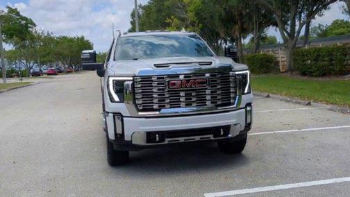 2024 GMC Sierra 2500 Denali