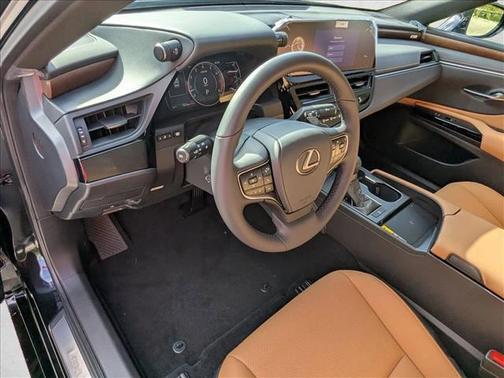 2025 Lexus ES 350 Base