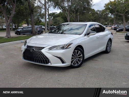 2023 Lexus ES 350 Base