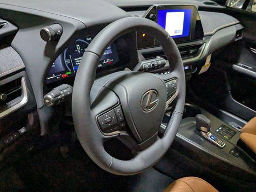 Ultra White 2026 Lexus UX 300h Premium