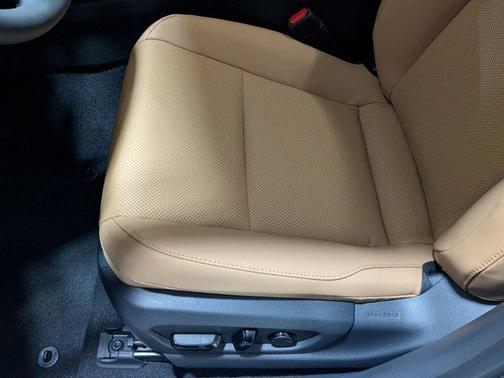 Ultra White 2026 Lexus UX 300h Premium