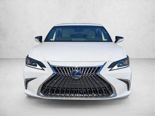 2022 Lexus ES 300h Base