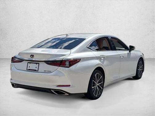 2023 Lexus ES 350 Base