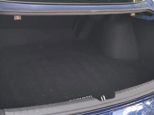 2022 Hyundai SONATA SE