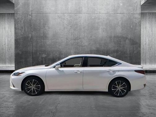 2025 Lexus ES 300h Base
