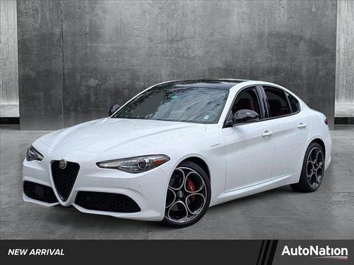 2023 Alfa Romeo Giulia Veloce RWD