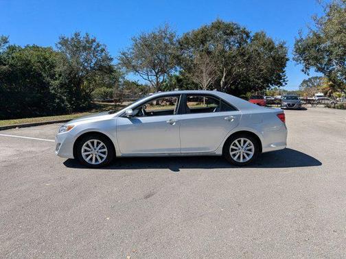2014 Toyota Camry XLE