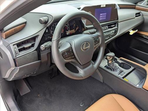 2025 Lexus ES 350 Base